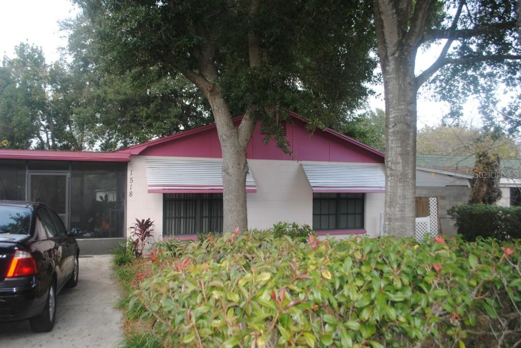 1518 Crest Ave., Leesburg, FL 34748