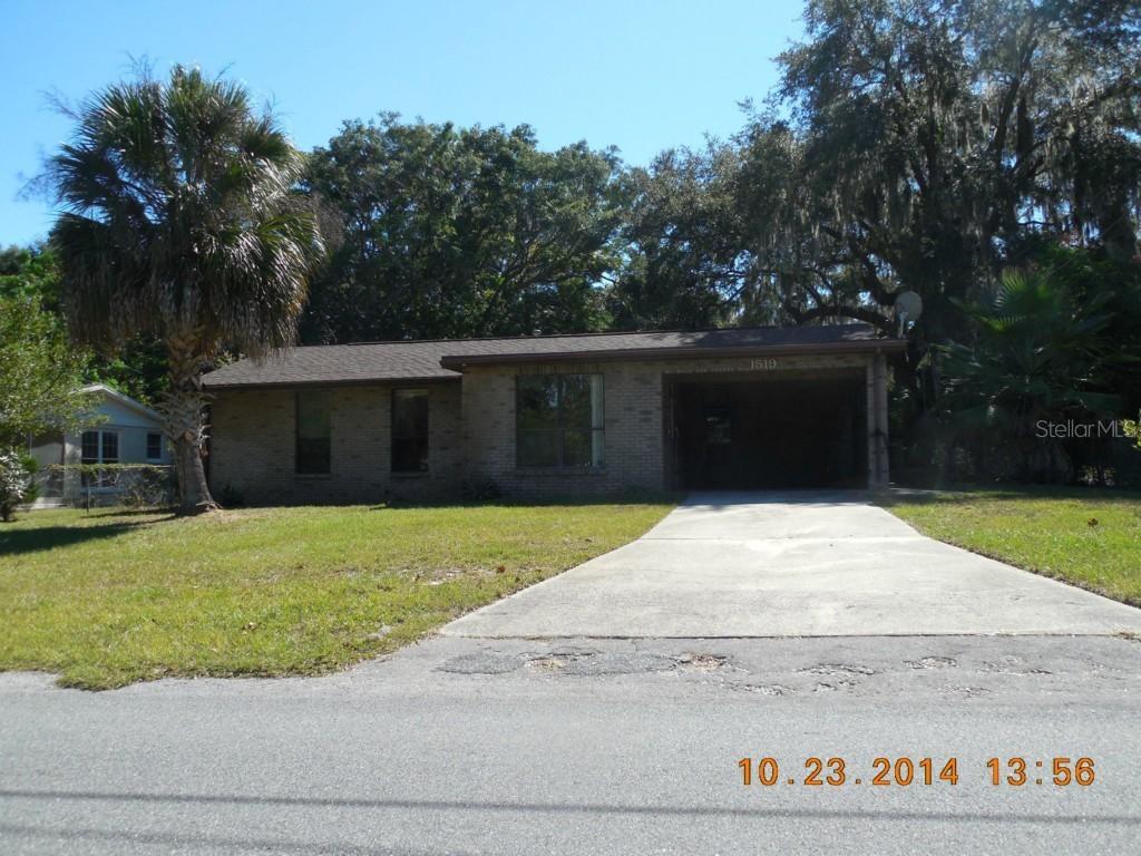 1519 Woodlyn Dr., Leesburg, FL 34748
