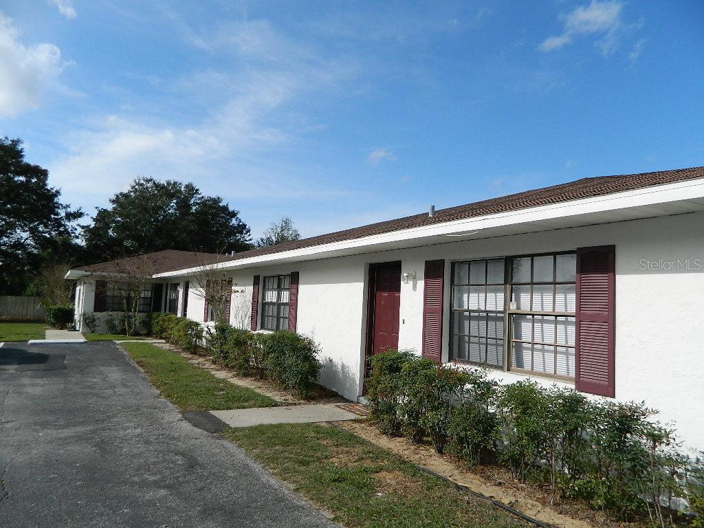 1405 Crystal Ct., Tavares, FL 32778