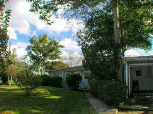 12726 Lake Dora Cir., Tavares, FL 32778