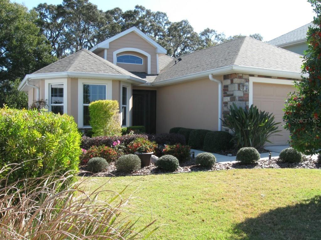 8240 Bridgeport Bay Cir., Mount Dora, FL 32757