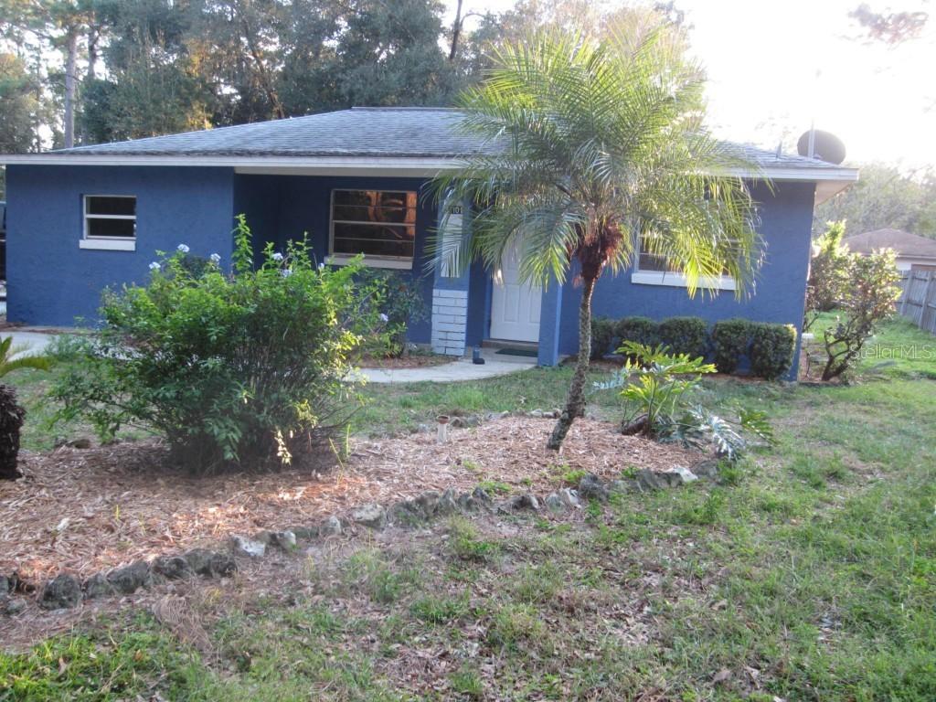 31101 Pocono St., Sorrento, FL 32776