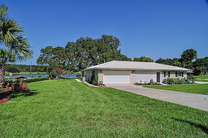 40449 Long Island Dr., Umatilla, FL 32784