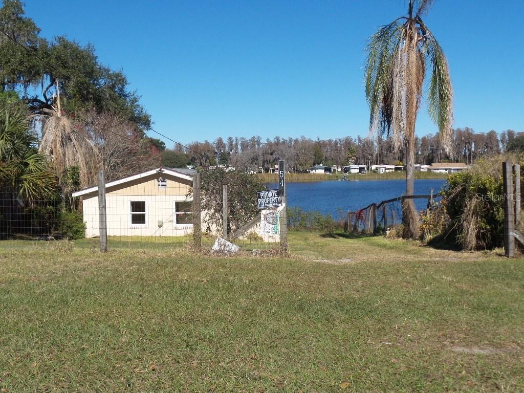 7547 Ed Douglas Rd., Groveland, FL 34736