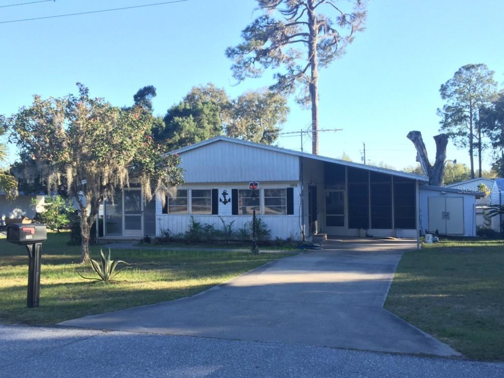 13414 Palm Dr., Astatula, FL 34705