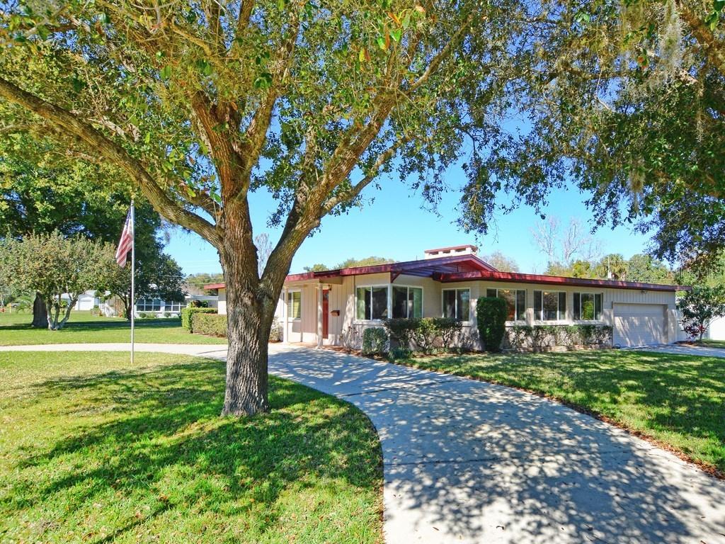 1935 Westland Rd., Mount Dora, FL 32757