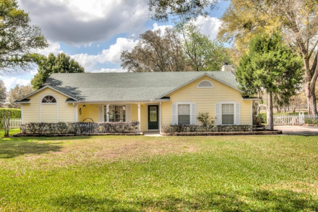 30845 Ridgecrest Ter., Sorrento, FL 32776