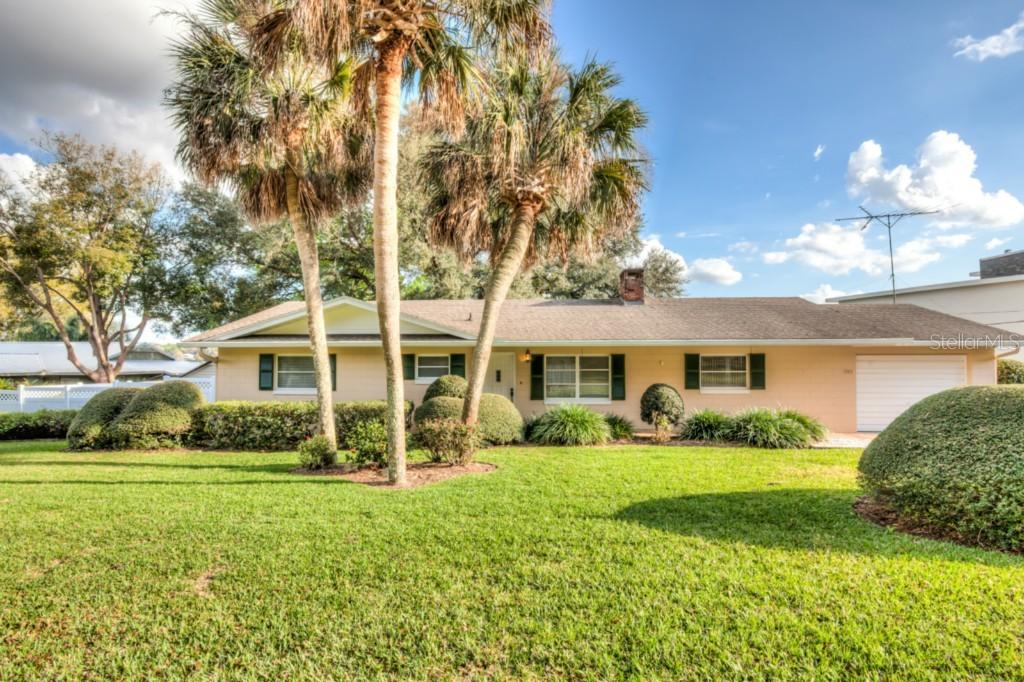 1543 Sunset Cir., Mount Dora, FL 32757