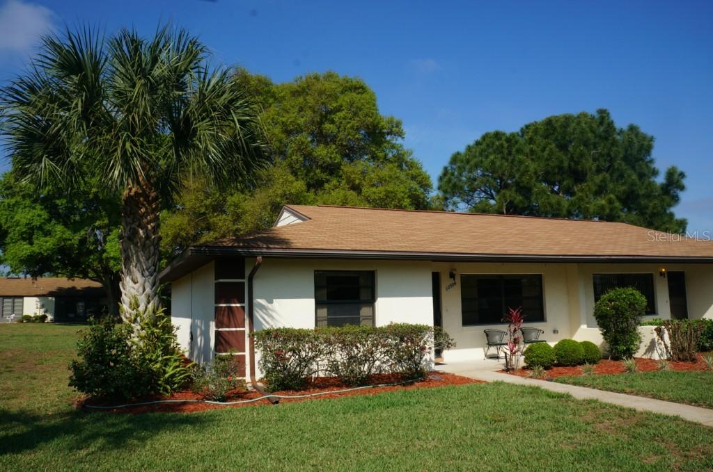 12506 Orangewood Cir., Tavares, FL 32778