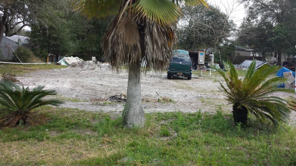 30016 Orange Ave., Sorrento, FL 32776
