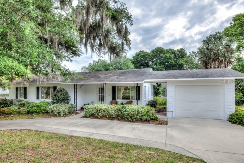 1426 Crestview Dr., Mount Dora, FL 32757