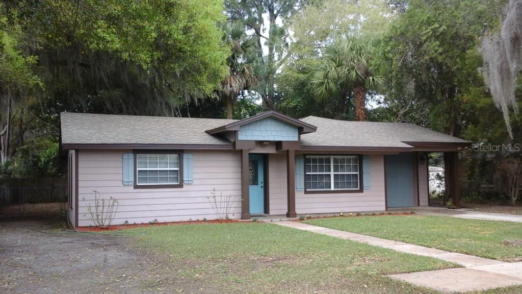 1011 Orange Ave., Tavares, FL 32778