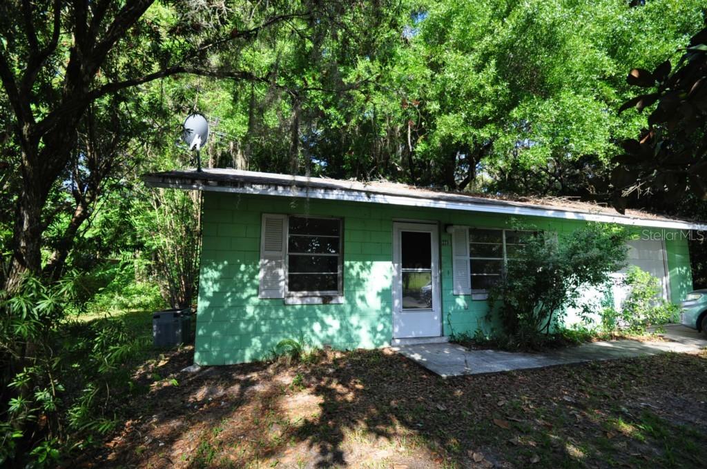 1331 N Rhodes St., Mount Dora, FL 32757