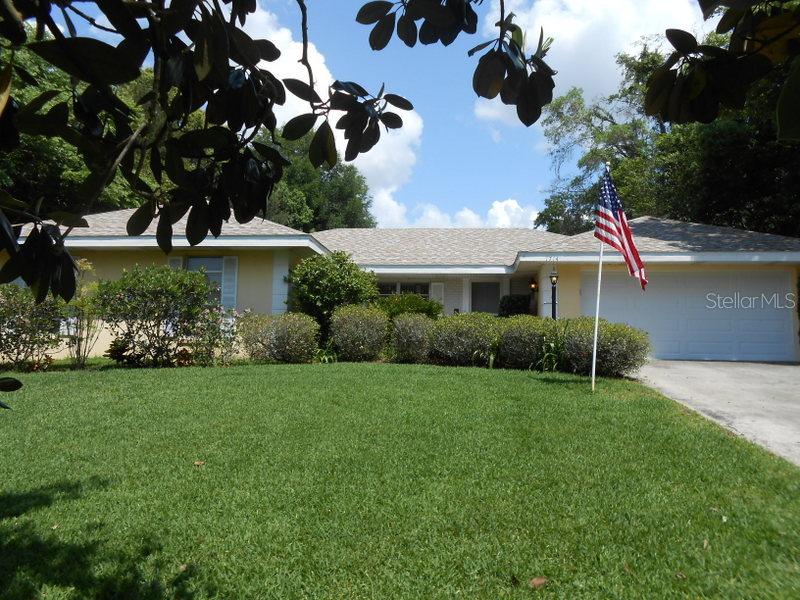 1714 Overlook Dr., Mount Dora, FL 32757