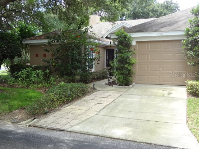 1721 Country Club Blvd., Mount Dora, FL 32757