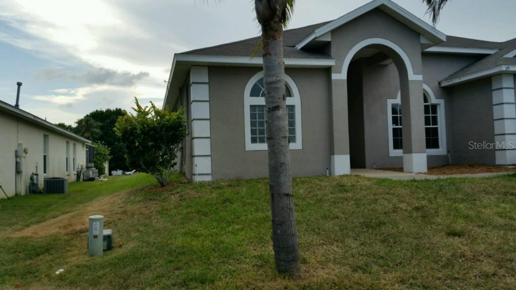 89 Nevada Loop Rd., Davenport, FL 33897