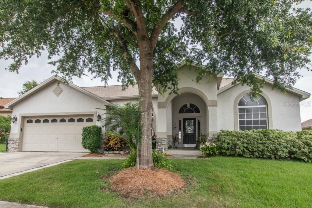 2714 Pine Shadow Ln., Clermont, FL 34711