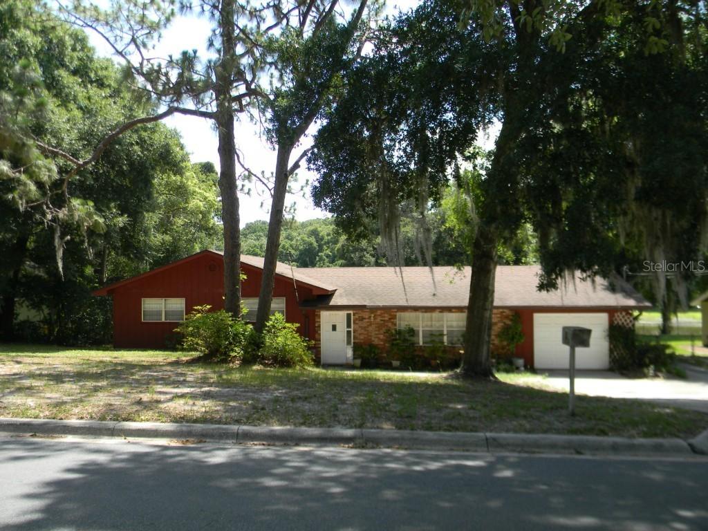 1850 Hilltop Dr., Mount Dora, FL 32757