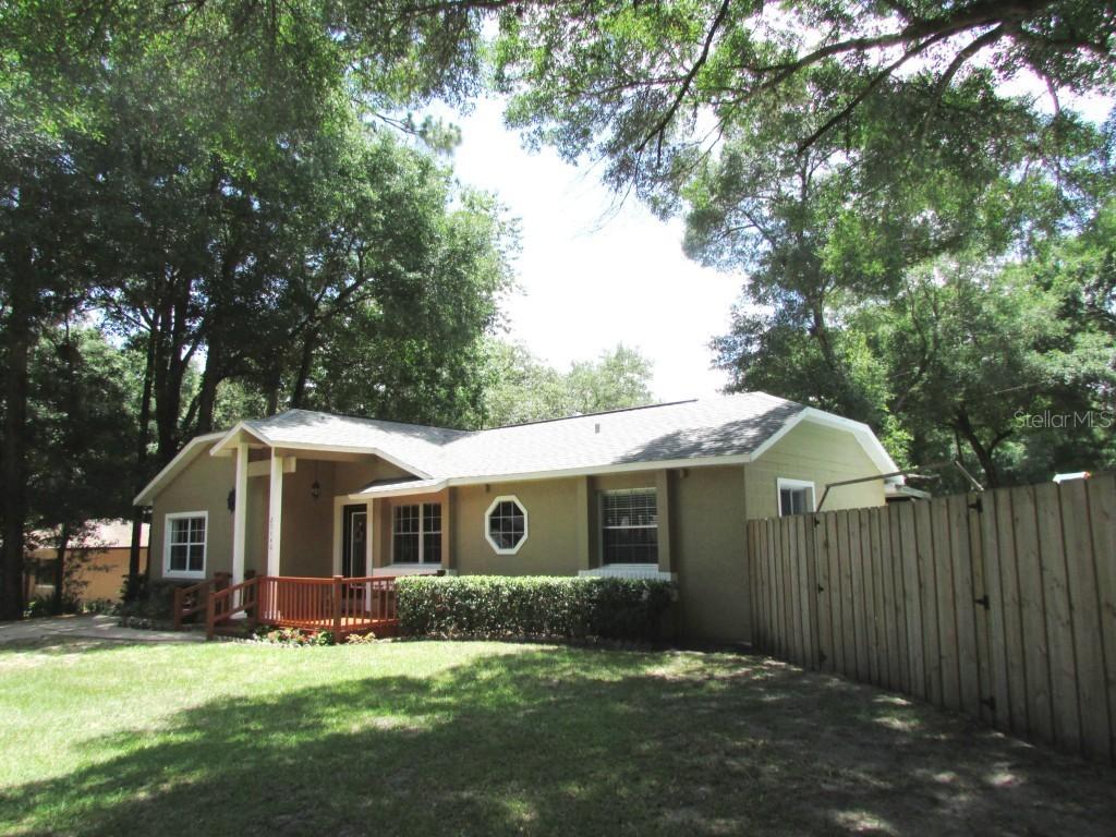 25140 Niblic St., Sorrento, FL 32776