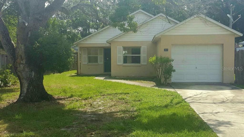818 N Rockingham Ave., Tavares, FL 32778