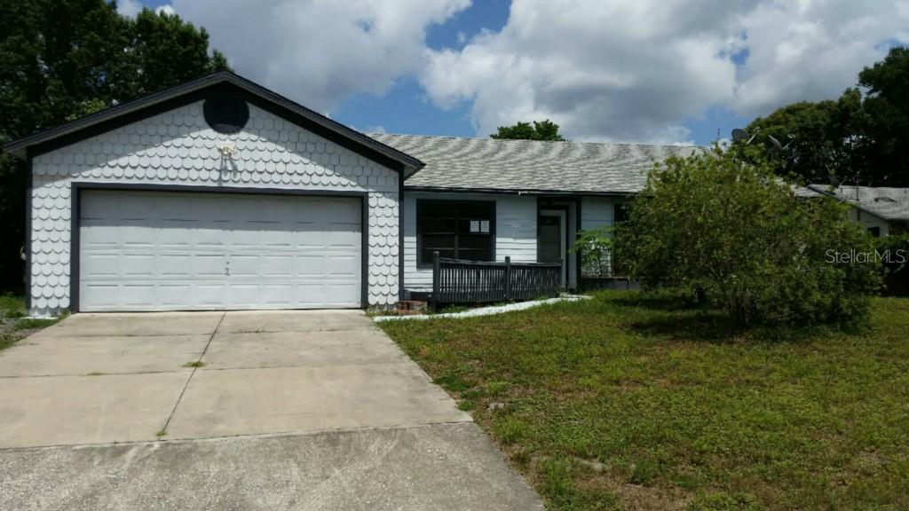 219 Pebble Ct., Deltona, FL 32725