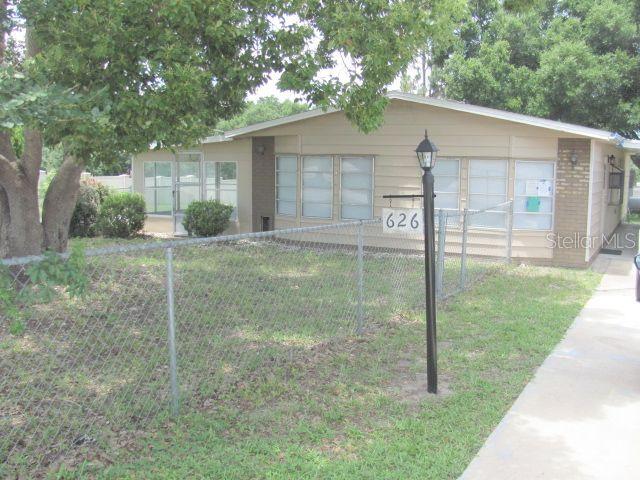 626 Second Ave., Lady Lake, FL 32159