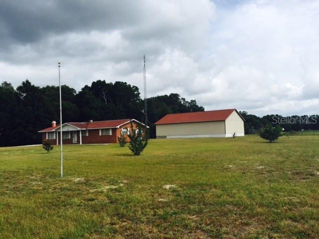 2652 County Road 202, Oxford, FL 34484