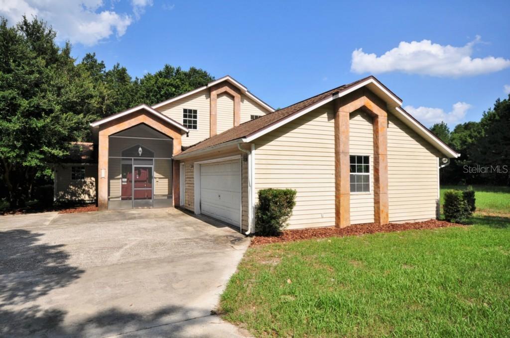 30230 Hunstaunton Dr., Sorrento, FL 32776