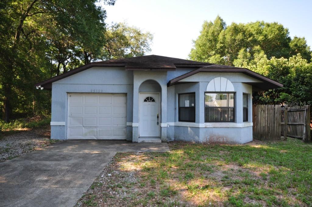 25128 Adair Ave., Sorrento, FL 32776
