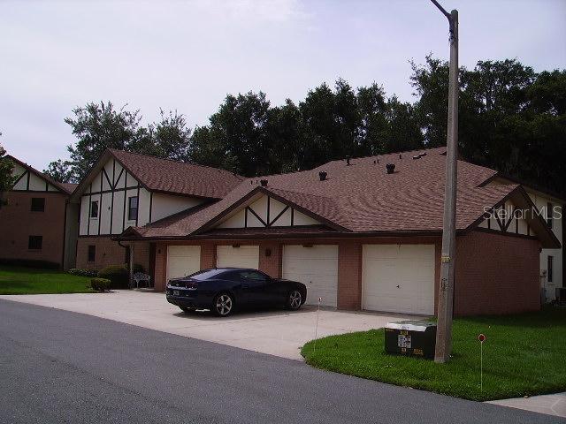 100 E Oak Terrace Dr. #D2, Leesburg, FL 34748