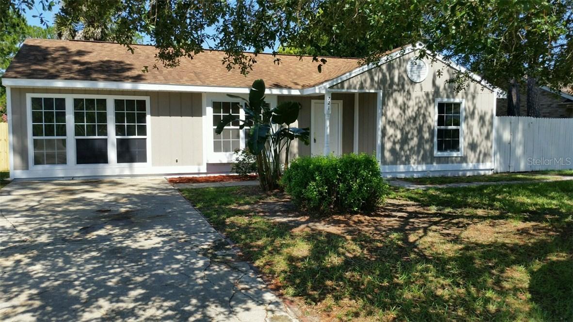 721 Cloverleaf Blvd., Deltona, FL 32725