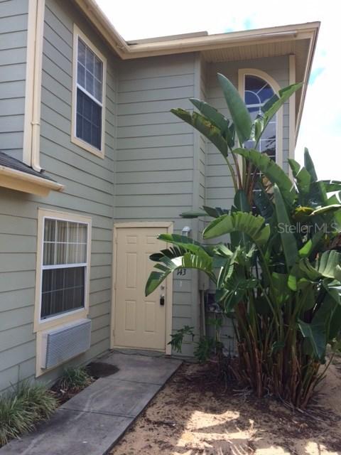 143 Mango Dr., Davenport, FL 33897