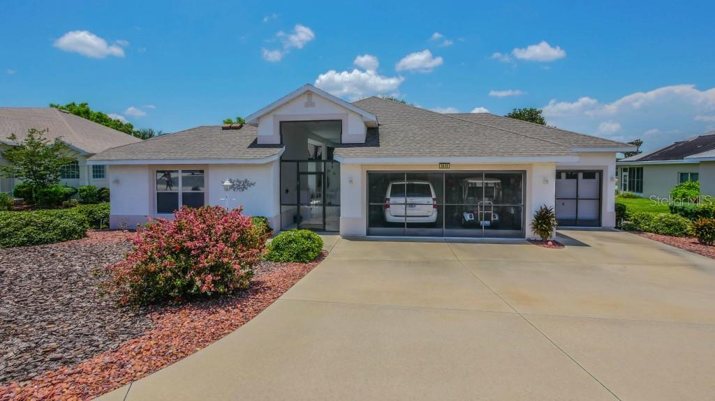 5636 Freeport Dr., Tavares, FL 32778