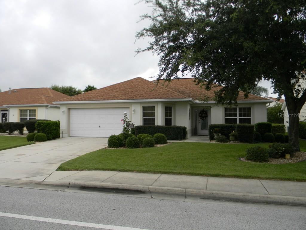 2802 Churchill Downs, The Villages, FL 32162