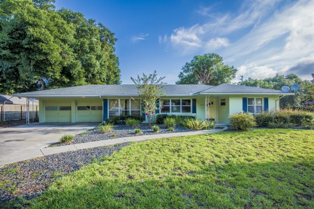 2437 Palmetto Rd., Mount Dora, FL 32757