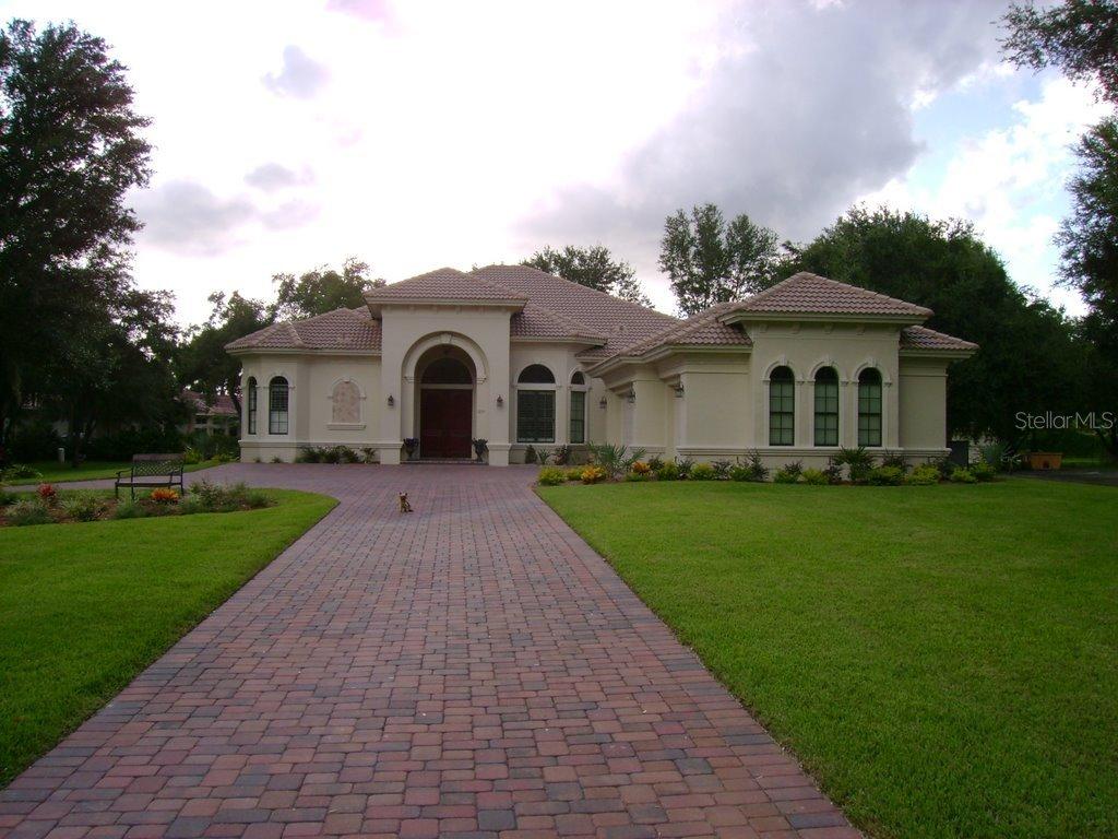 359 Lakeshore Pointe Blvd., Mount Dora, FL 32757