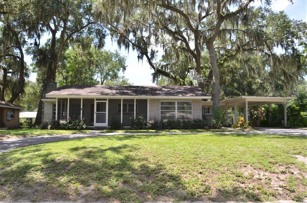 721 S 9th St., Leesburg, FL 34748