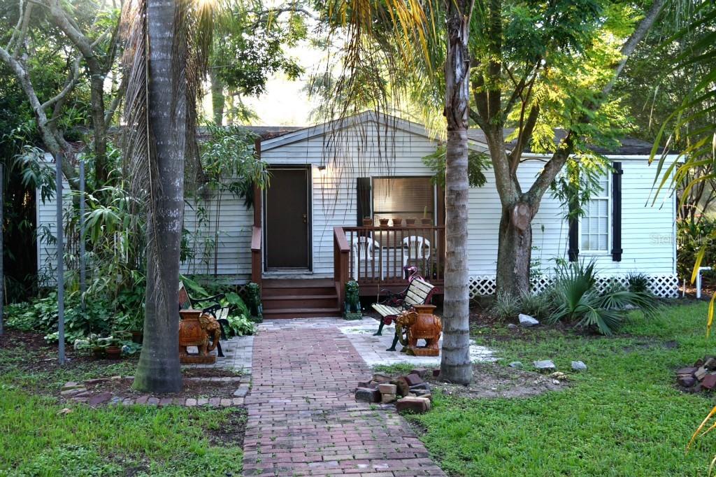 19231 County Road 33, Groveland, FL 34736