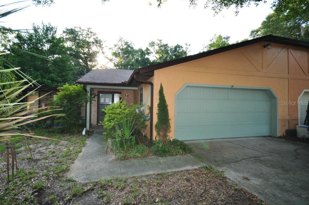 1104 Golf Club Ct., Mount Dora, FL 32757