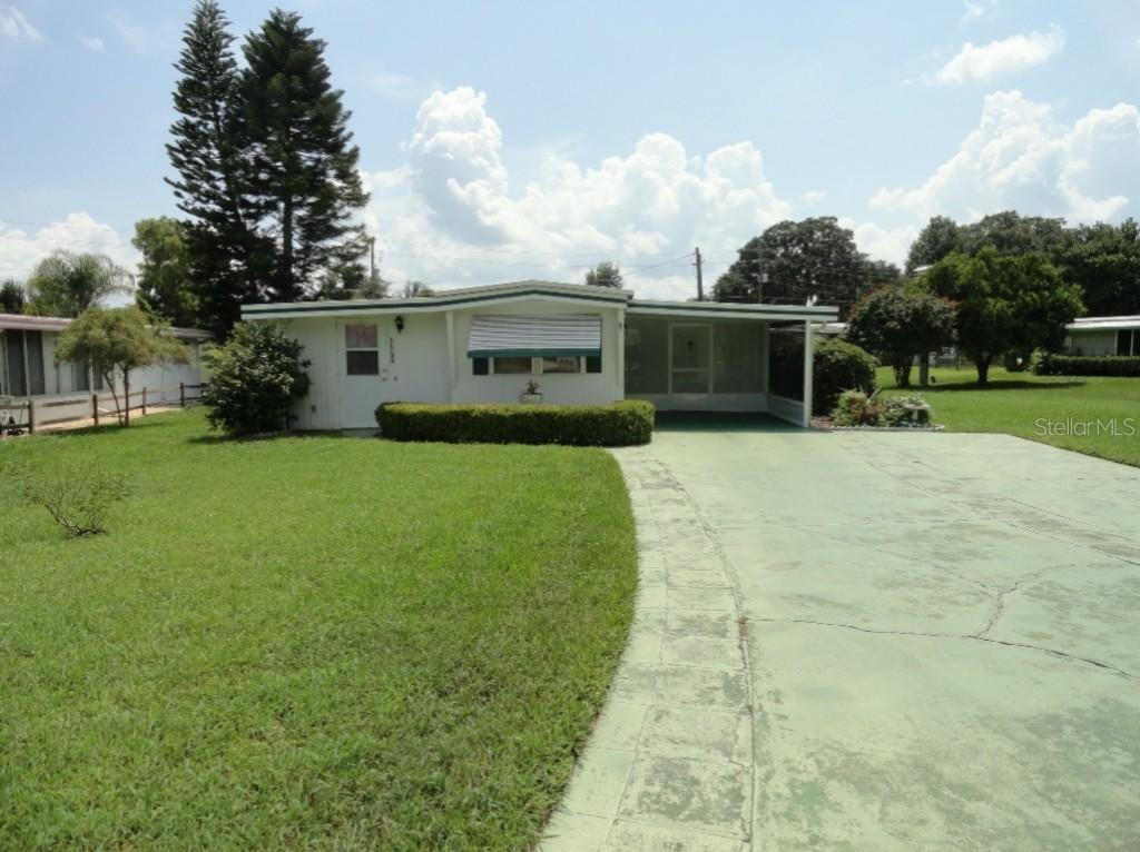 11738 Magnolia Ave., Tavares, FL 32778