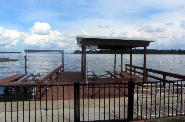 1315 Basin St., Tavares, FL 32778