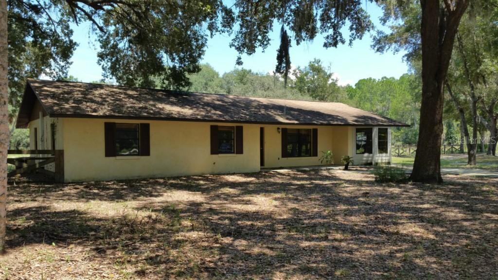 8725 Treasure Island Rd., Leesburg, FL 34788