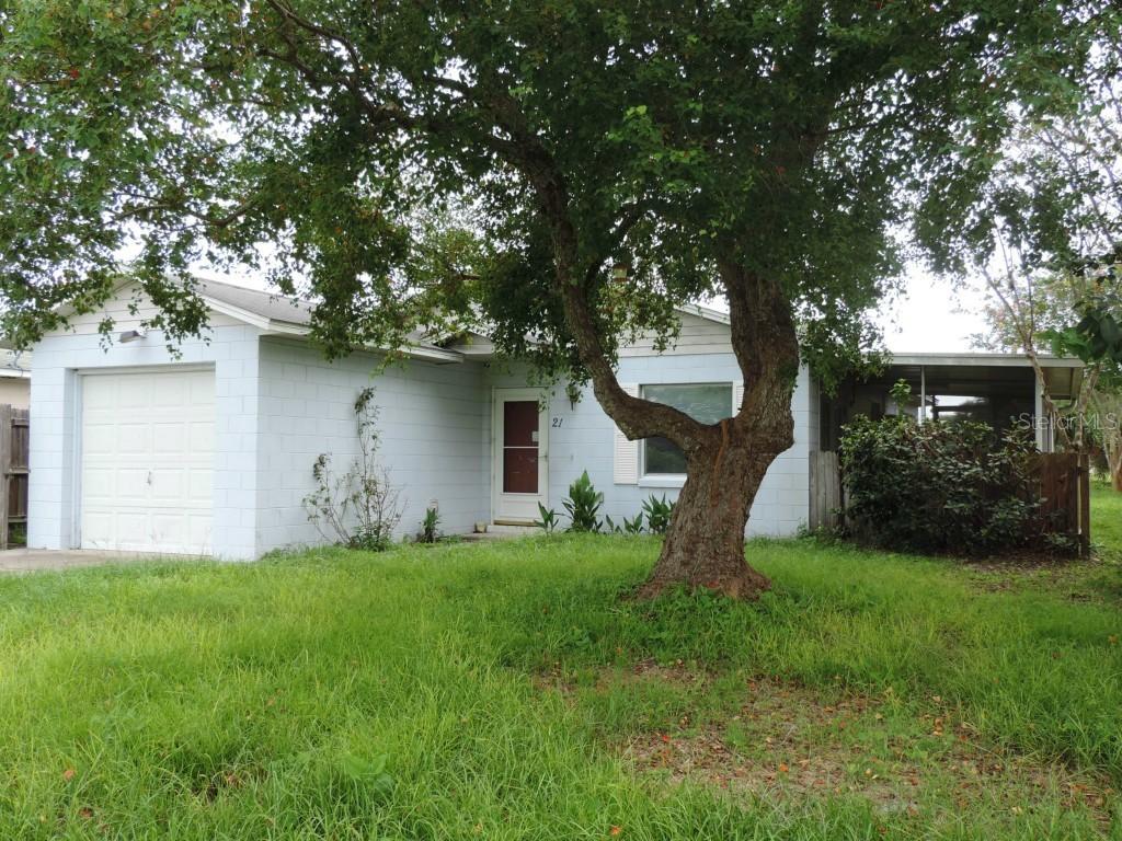 21 Cayman Cir., Umatilla, FL 32784