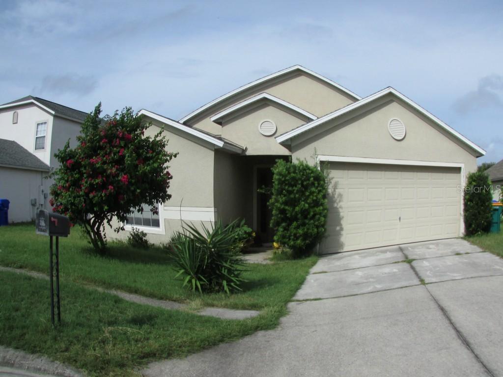 3973 Hillingdon Rd., Tavares, FL 32778