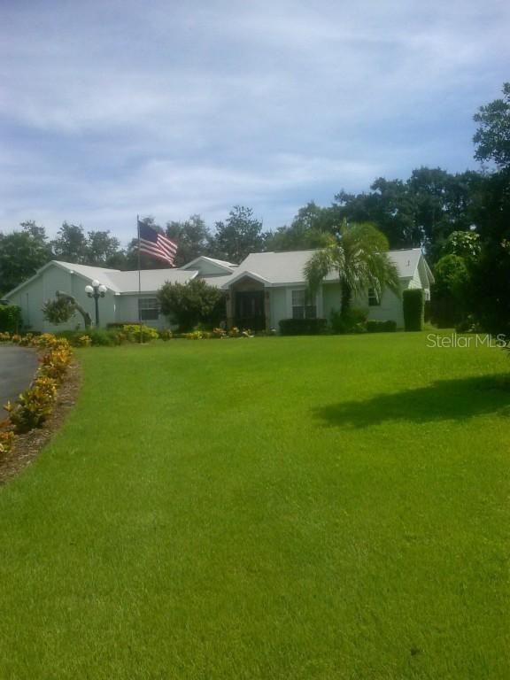 30934 Mission Ave., Tavares, FL 32778