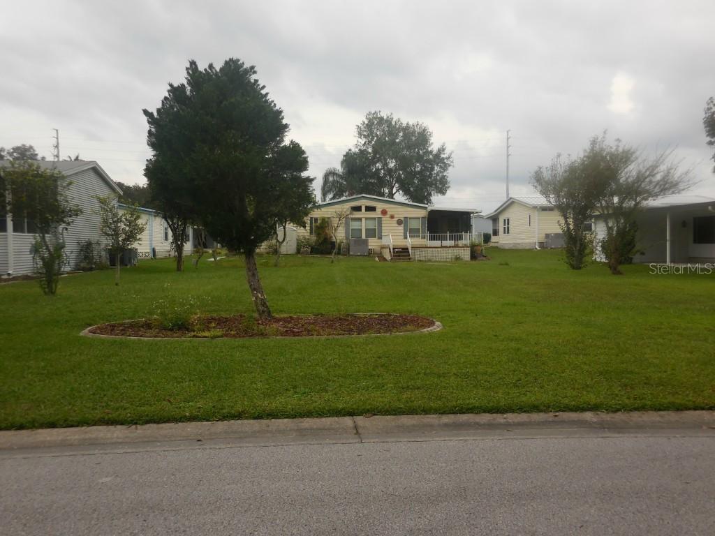 408 Sandalwood Ln., Wildwood, FL 34785