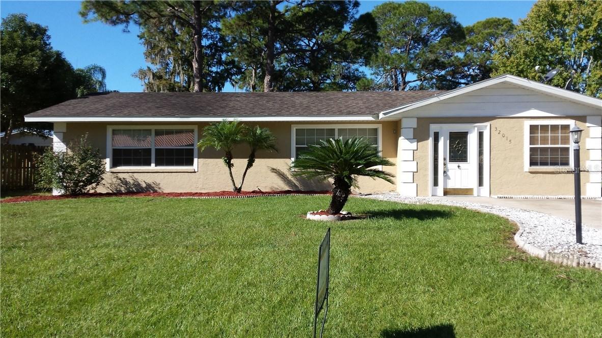 32015 Perch Ave., Tavares, FL 32778