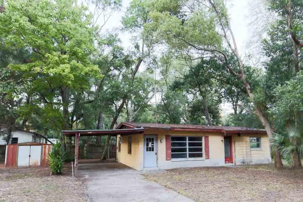 31538 Summit St., Sorrento, FL 32776