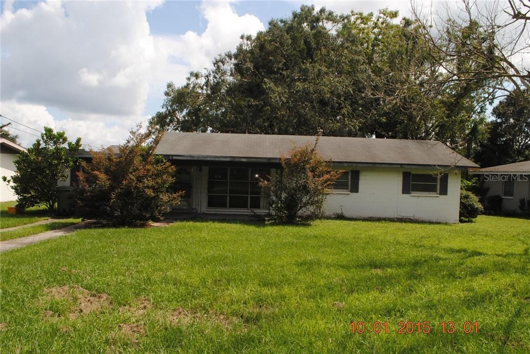 2107 Hollywood Dr., Leesburg, FL 34748