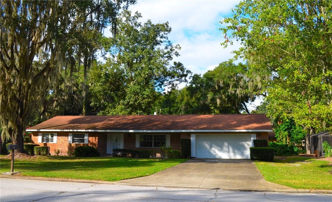829 W Woodward Ave., Eustis, FL 32726